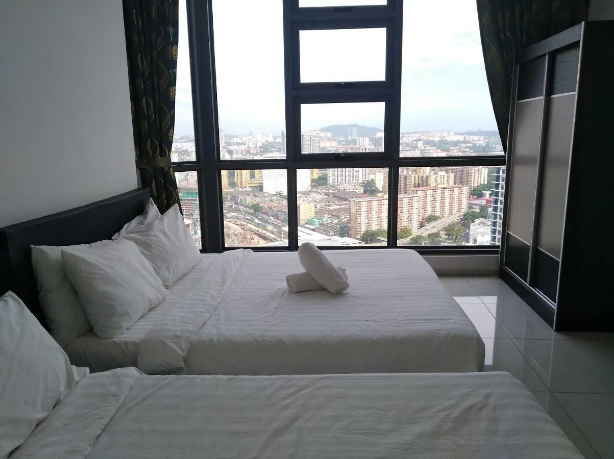 Golden Homestay@ The Robertson Bukit Bintang Kuala Lumpur Apartment