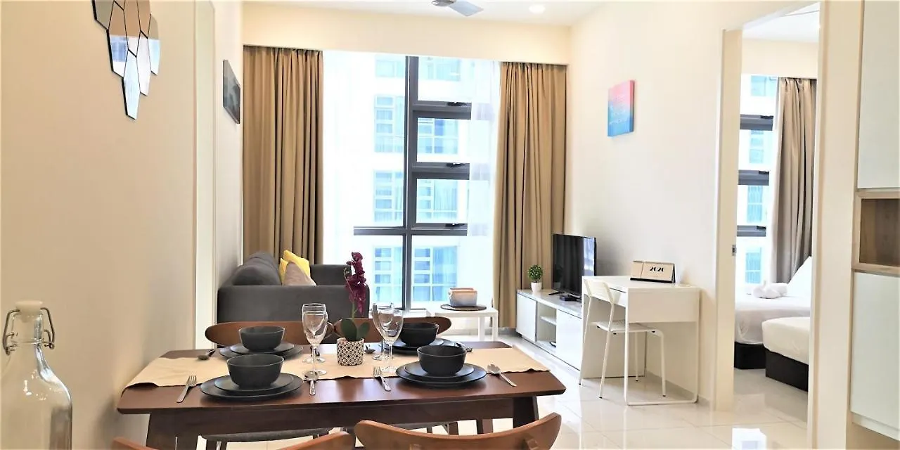 Golden Homestay@ The Robertson Bukit Bintang Kuala Lumpur